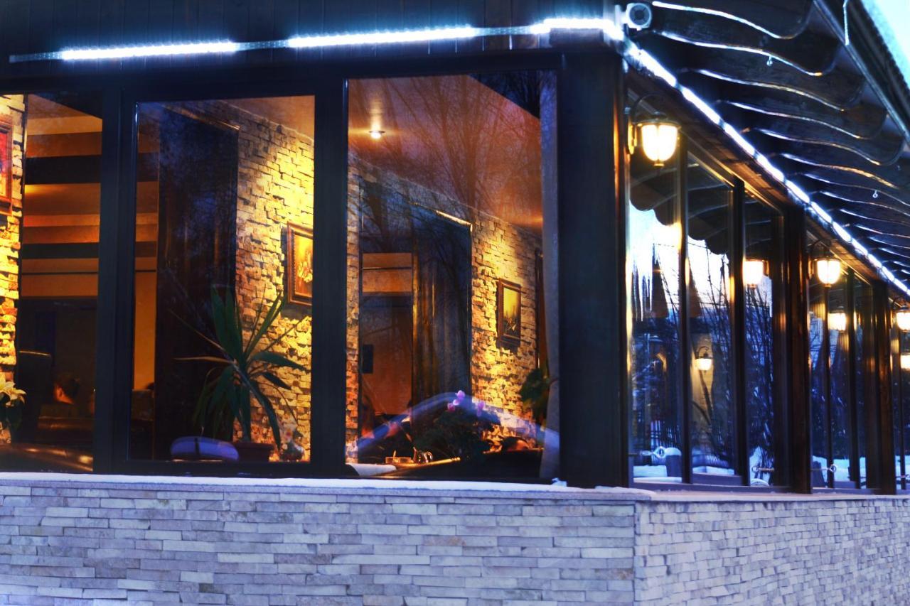 Hanul Simon Pensiune & Restaurant Bran  Esterno foto